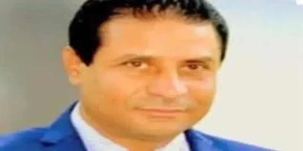الكاتب الصحفى هشام سلطان