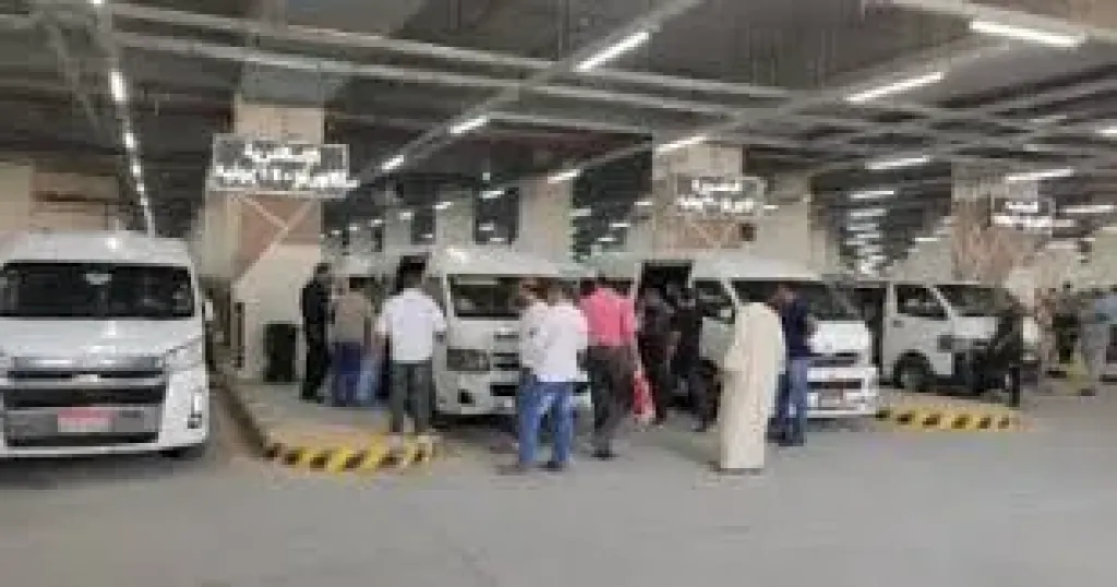 فرق متابعة دورية لضمان التزام السائقين منذ تحريك أسعار الوقود