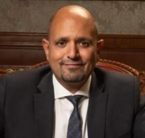 النائب حسام عوض