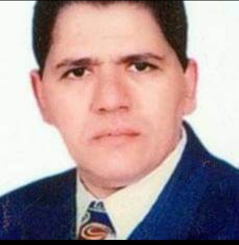 الكاتب الصحفي محمود شاكر