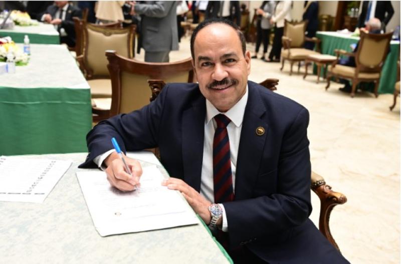النائب احمد قورة 