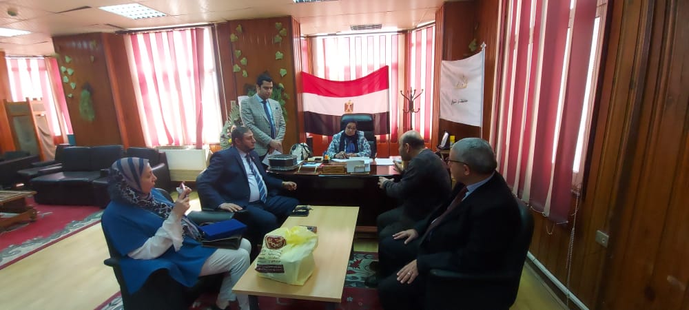 وفد كفر الشيخ يلتقى وكيل وزارة الصحة