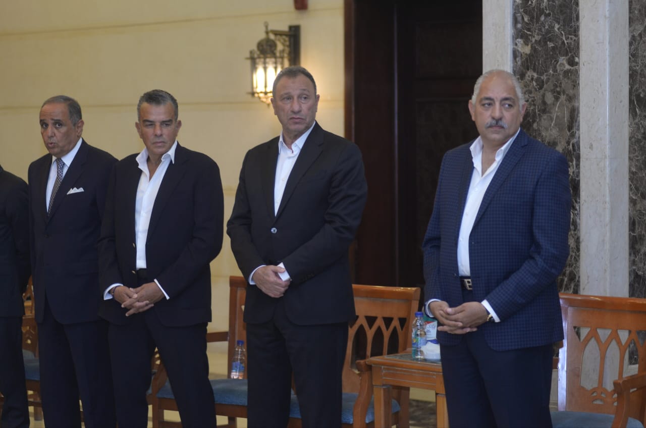 عزاء شقيقة محمود الخطيب