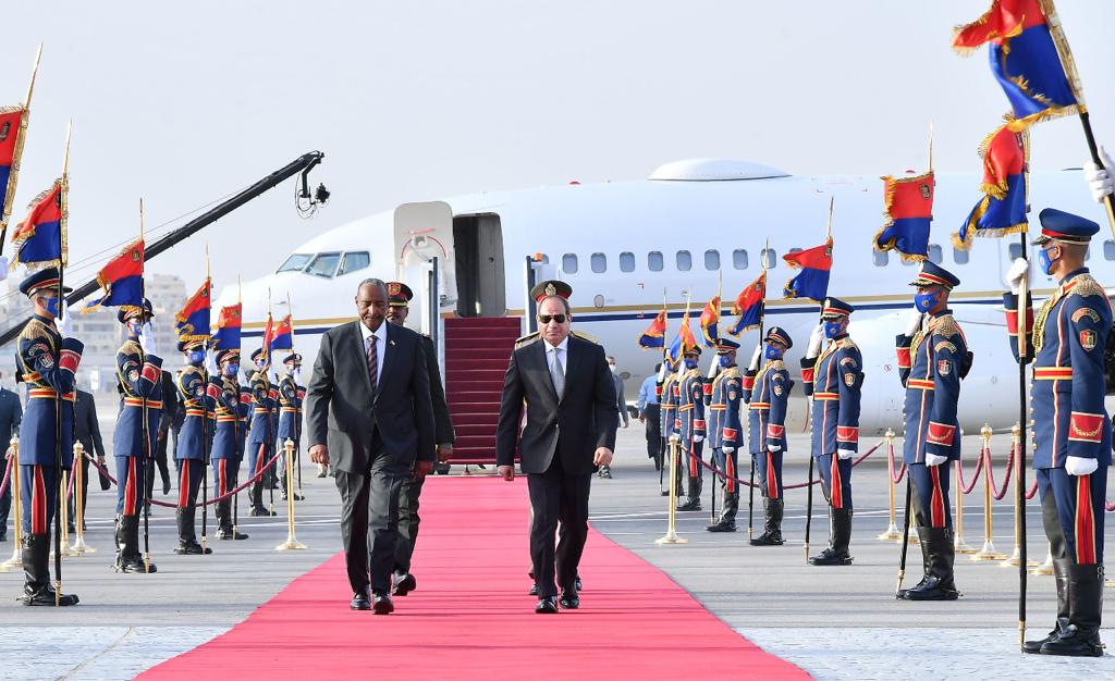 استقبال الرئيس السيسي لرئيس مجلس السيادة الانتقالي السوداني