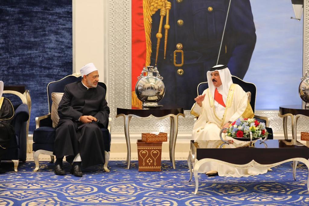 اللقاء