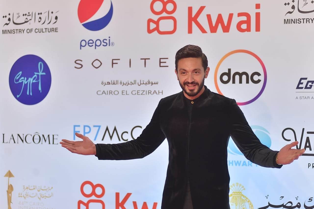 كريم عبد العزيز 