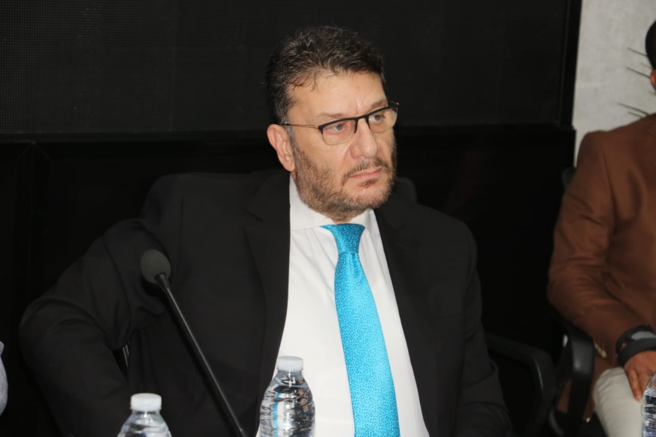 المنتدى 